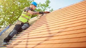 Best Emergency Roof Repair Services  in Green Bay, WI